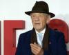 Le comédien Ian McKellen hospitalisé après une lourde chute sur scène à Londres
