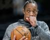 «
      Above
      The
      Noise
      »,
      le
      premier
      livre
      de
      DeMar
      DeRozan
      •
      Basket
      USA