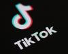 Plus
      de
      70
      000
      publications
      utilisant
      des
      sons
      nazis
      découvertes
      sur
      TikTok