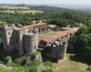 les châteaux d’Auvergne vus d’en haut