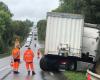 Un accident impliquant un poids lourd perturbe la circulation à la sortie de Parthenay