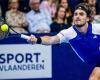 Stefanos Tsitsipas s’accroche à Anvers