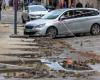 une femme se suicide en tombant dans un trou formé par les inondations