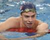 Léon Marchand bat le record du monde du 200 m quatre nages en petit bassin