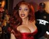 Cardi B fait sa marque à Halloween 2024 dans le costume de Jessica Rabbit : découvrez le look sexy !