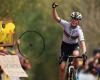 Il y a encore son sourire ! La dominante Fem van Empel se couronne reine du Koppenberg