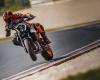 Nouveau – KTM ajoute une 990 Duke R, plus sportive que la 990 Duke