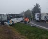 un bus et un poids lourd entrent en collision à Preuilly-sur-Claise