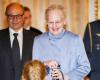 Première apparition souriante de la reine Margrethe depuis sa chute