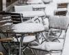 Maintenant, la neige tombe plus profondément pour la première fois