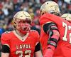 le champion du Rouge et Or après une victoire contre les Carabins