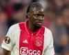 Francesco Farioli dépasse Brian Brobbey et Bertrand Traoré dans un cracker entre l’Ajax et le FC Twente