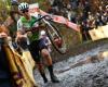 Sandman Laurens Sweeck réalise un superbe solo au Jaarmarktcross de Niel