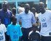 Kalidou Koulibaly rénove l’école primaire de Pont Gendarme et propose des kits scolaires aux élèves