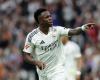 Vinicius raccourcit la distance avec Lewandowski