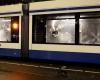 incendie de tramway et slogans antisémites lors d’émeutes à Amsterdam, plusieurs arrestations