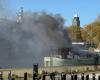 Incendie dans une péniche amarrée dans le bassin Saint-Félix à Nantes