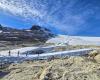 Au pied du mur, le tourisme hivernal retrousse ses manches