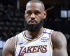 Le record de 37 ans de Magic Johnson des LA Lakers est menacé avec LeBron James au bord de l’histoire