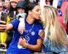 Les deux footballeurs Sam Kerr et Kristie Mewis annoncent qu’ils attendent un enfant ensemble