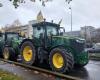 les agriculteurs rassemblés devant la préfecture de l’Essonne sont partis