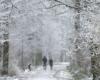 Le nouveau début de l’hiver provoque de la neige fraîche dans cette région