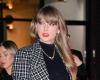 Taylor Swift portait une tendance de tenue facile avec des talons Gucci