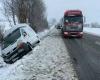 des automobilistes surpris par la neige dans l’ouest de la France