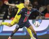 sans trop briller, le PSG fait le plein contre Toulouse