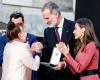 Le roi Felipe et la reine Letizia remettent des médailles d’or pour le mérite des beaux-arts à 37 personnalités