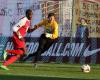 quand un gardien allume une cigarette à la mi-temps – Coupe de France – 8e tour – Feignies-Aulnoye-Gallia Lucciana (1-0)