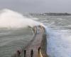 la mer est déchaînée sur les côtes bretonnes