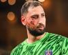 un gardien des Blues défend Donnarumma