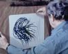 Hans Hartung dessine devant la caméra dans une archive vidéo